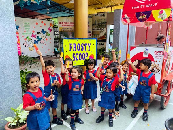 Frosty Scoop 25-26-N