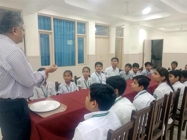 Table etiquette workshop 25-26-N
